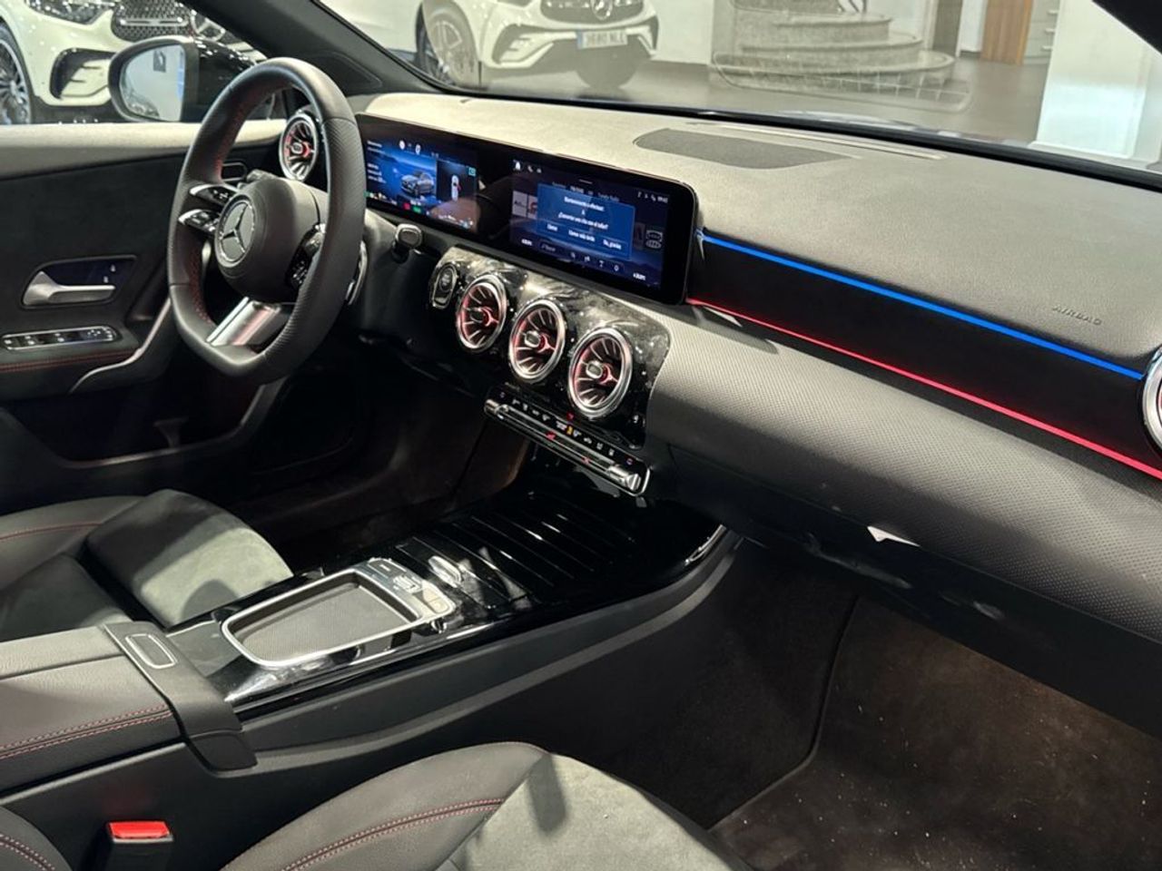 mercedes-clase-a-a-250-e-con-tecnologia-hibrida-eq-imagen-9