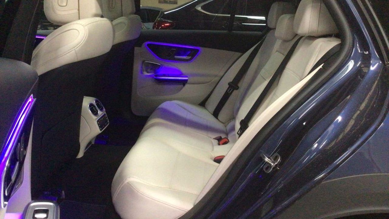 mercedes-clase-c-c-220-d-4matic-all-terrain-estate-imagen-10