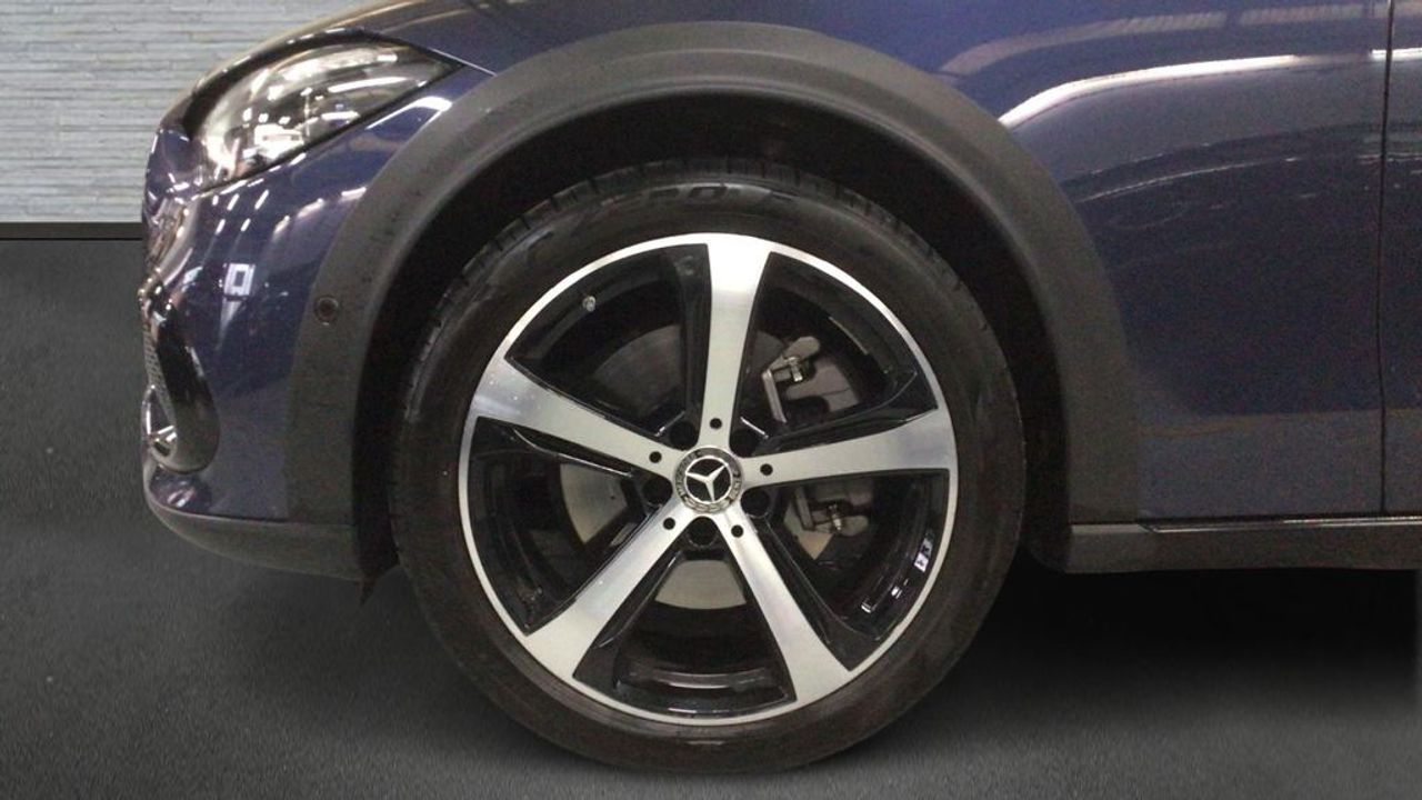 mercedes-clase-c-c-220-d-4matic-all-terrain-estate-imagen-4