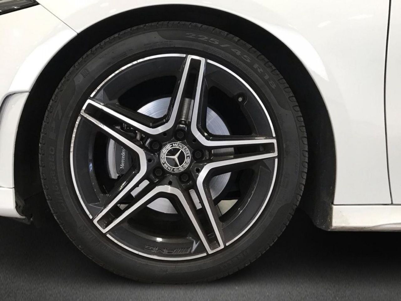 mercedes-clase-a-a-200-d-imagen-4