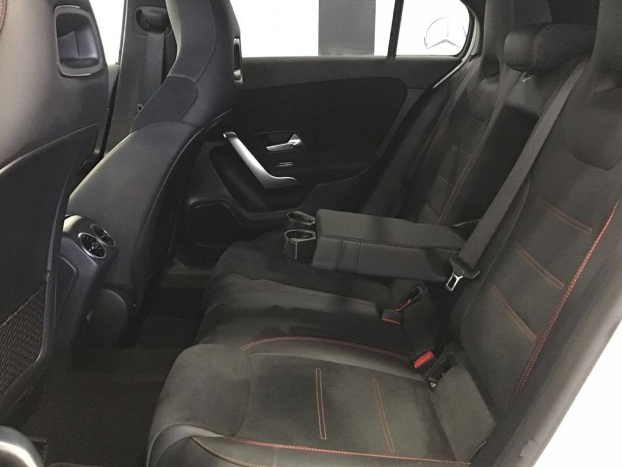 mercedes-clase-a-a-200-d-imagen-13