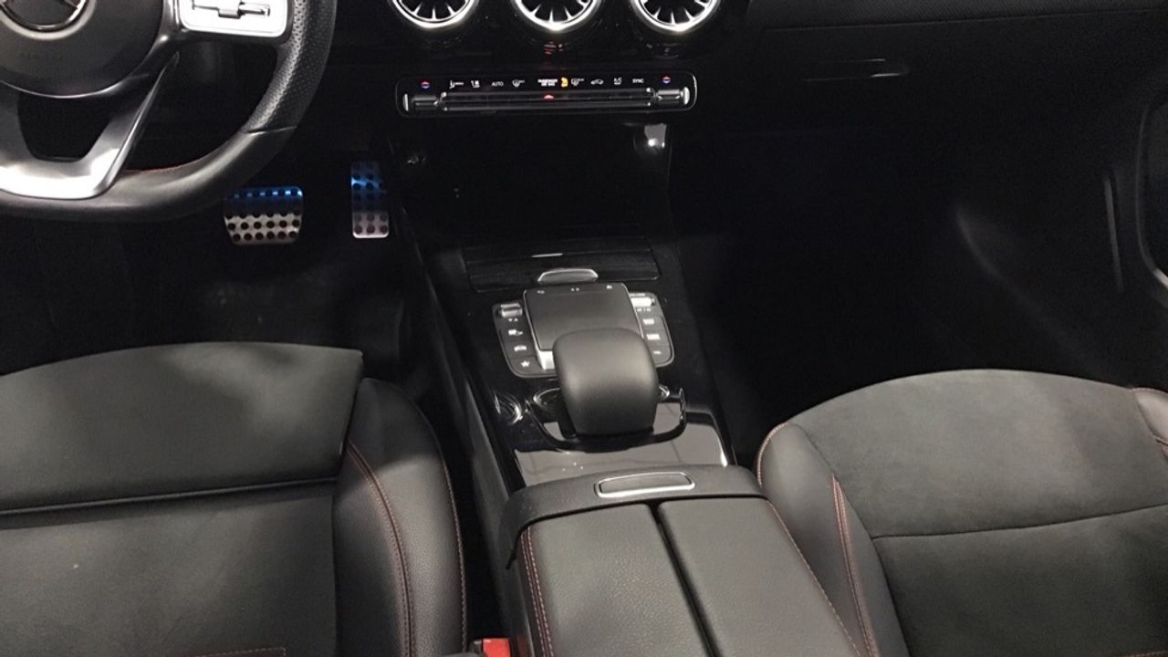 mercedes-clase-a-a-200-d-imagen-21