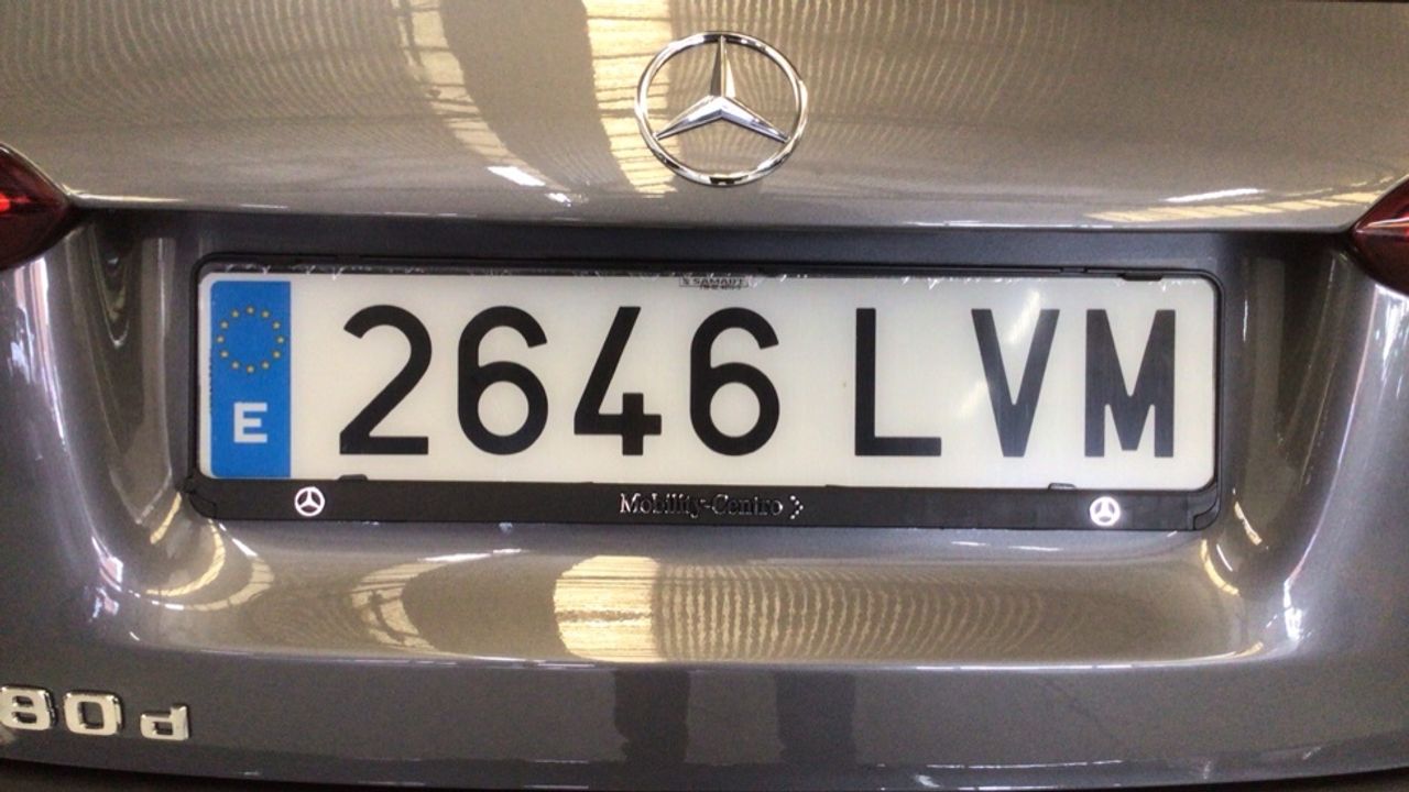 mercedes-clase-a-a-180-d-imagen-25