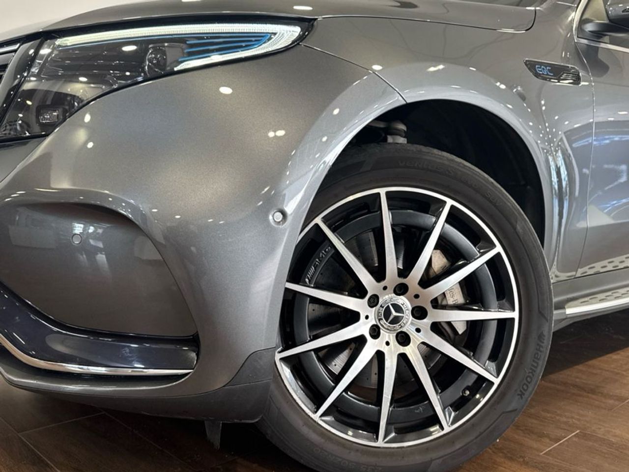 mercedes-eqc-400-4matic-imagen-12