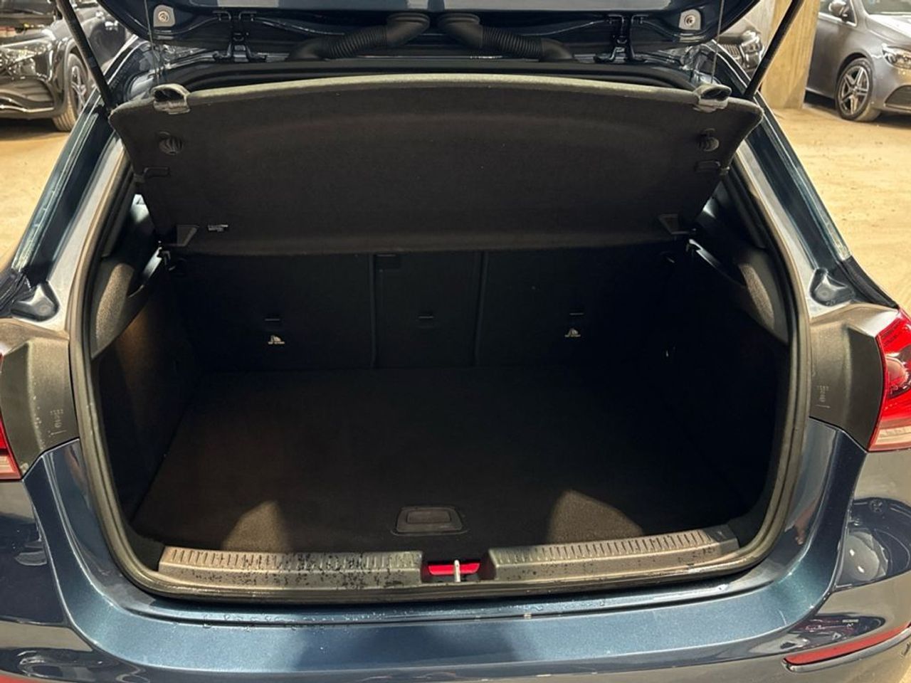 mercedes-clase-a-a-250-e-imagen-12