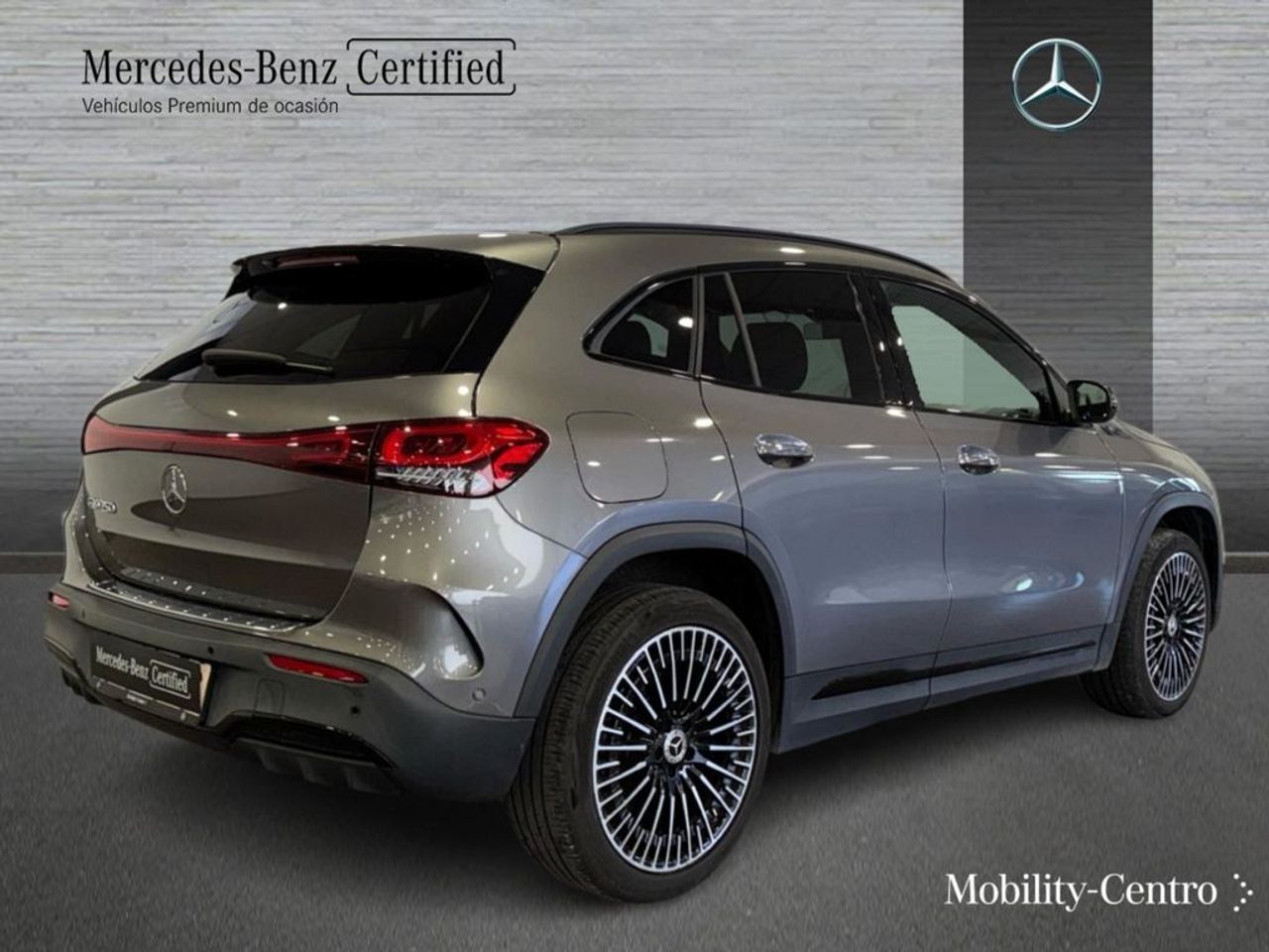 mercedes-eqa-250-amg-line-imagen-1