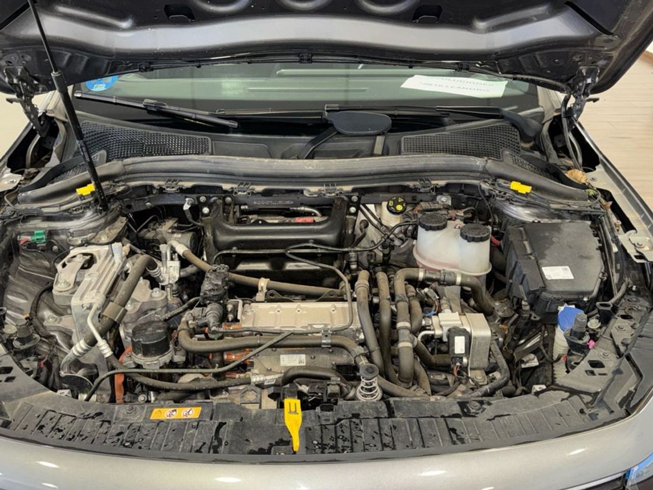 mercedes-eqa-250-amg-line-imagen-16