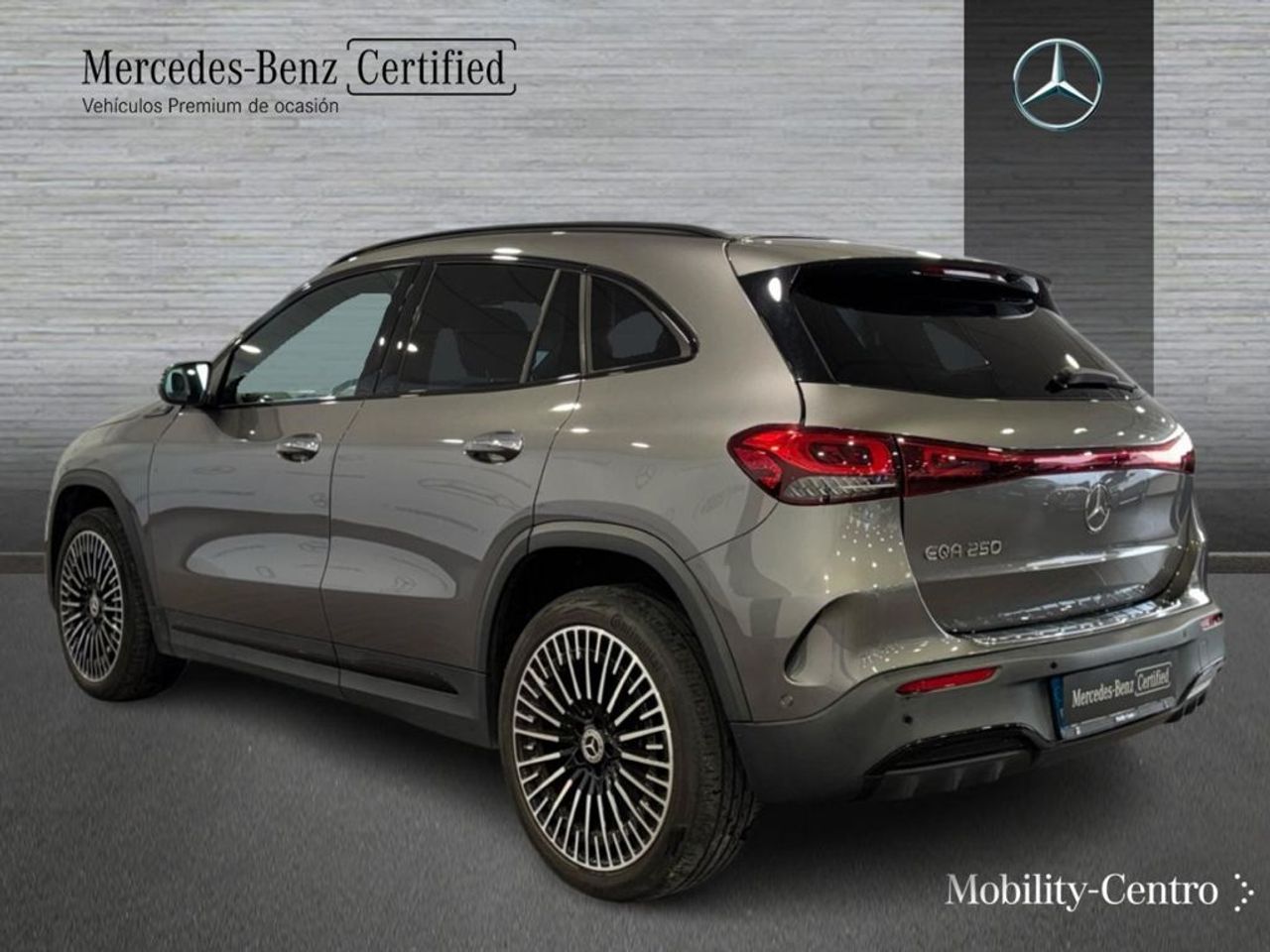 mercedes-eqa-250-amg-line-imagen-3