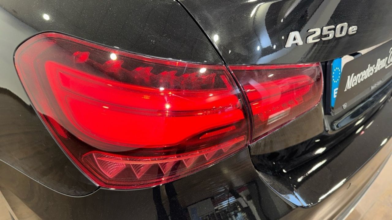 mercedes-clase-a-a-250-e-sedan-imagen-22