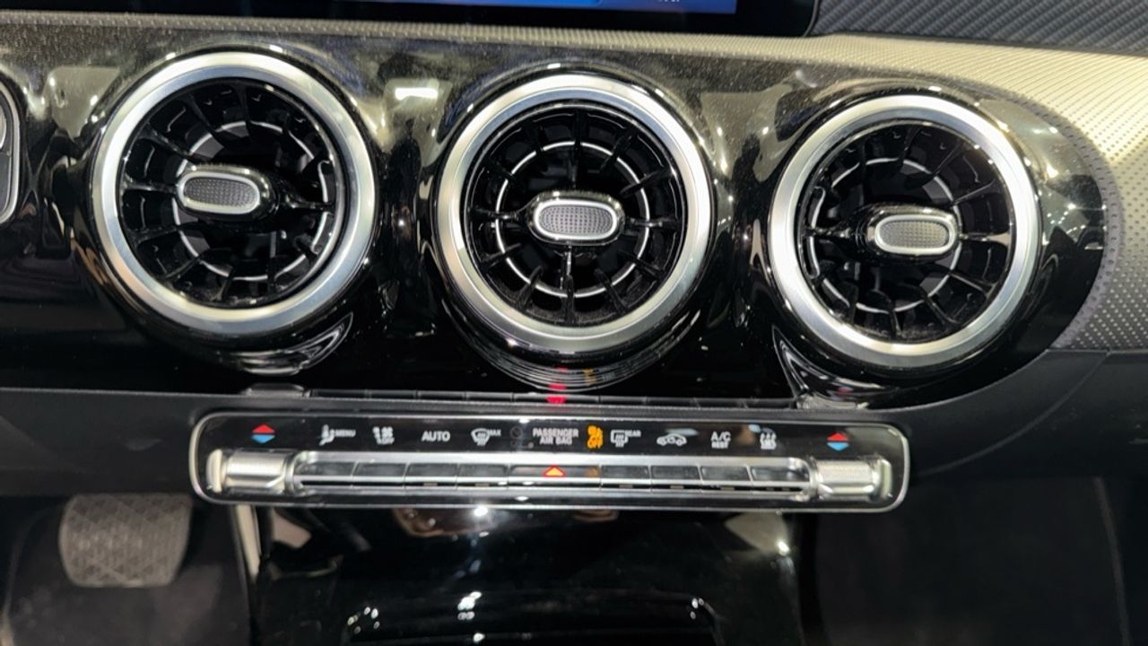 mercedes-clase-a-a-250-e-sedan-imagen-19