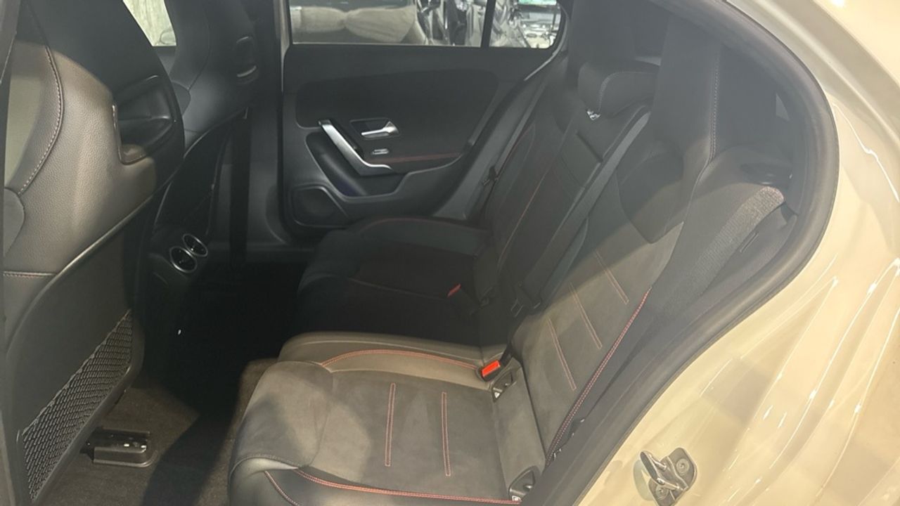 mercedes-clase-a-a-200-d-imagen-10