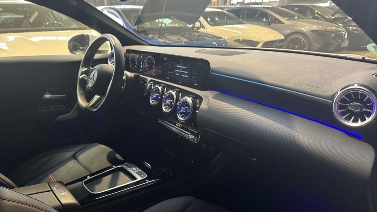 mercedes-clase-a-a-200-d-imagen-9