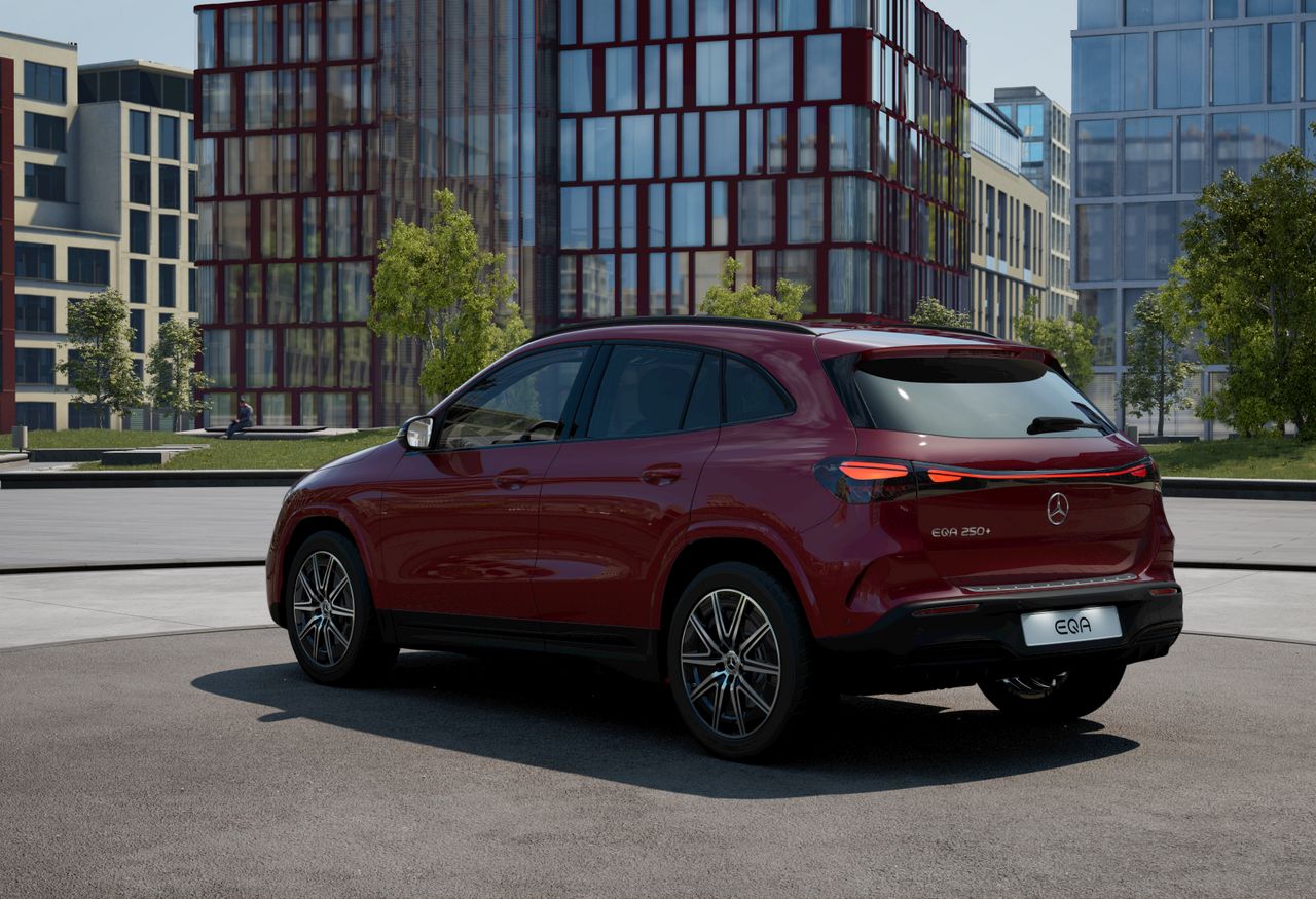 mercedes-eqa-250+-imagen-6