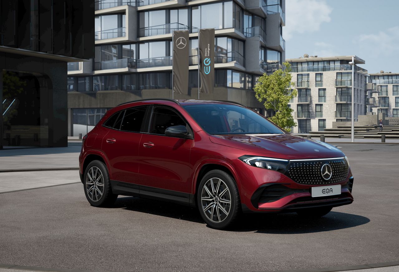 mercedes-eqa-250+-imagen-2