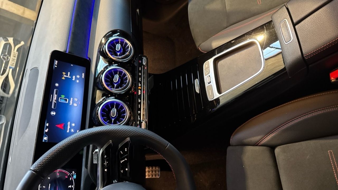 mercedes-clase-a-a-180-d-imagen-22