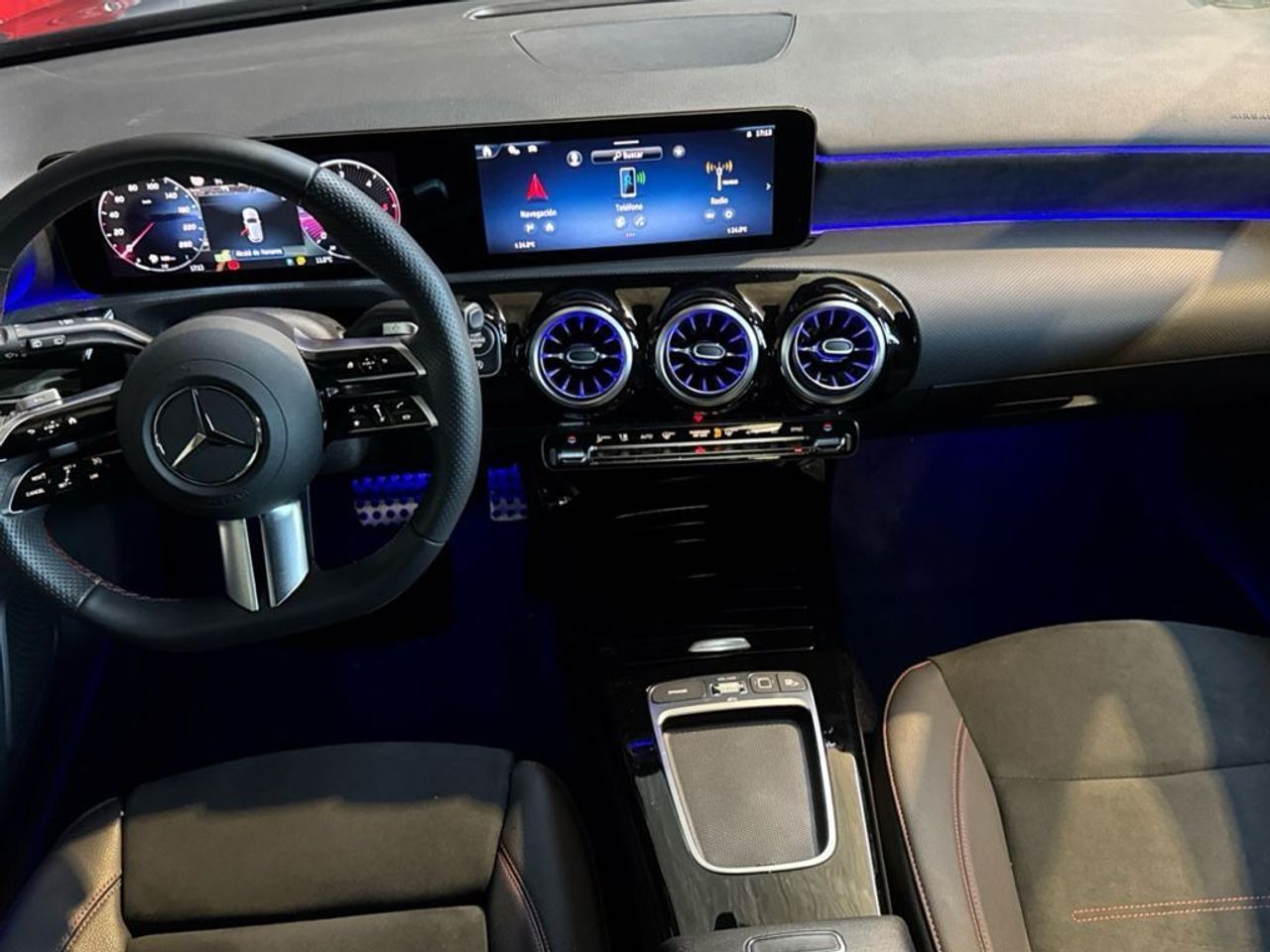 mercedes-clase-a-a-180-d-imagen-7