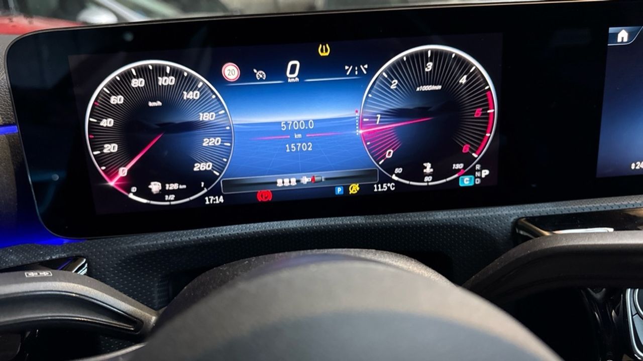 mercedes-clase-a-a-180-d-imagen-18