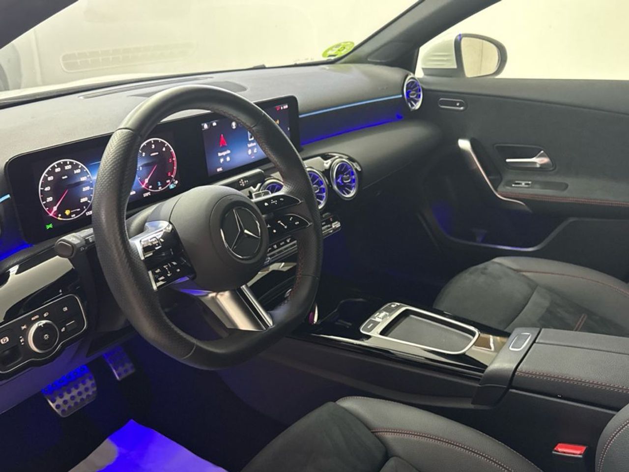 mercedes-clase-a-a-180-d-imagen-5