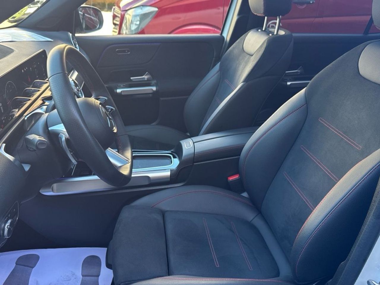 mercedes-glb-glb-200-d-imagen-6