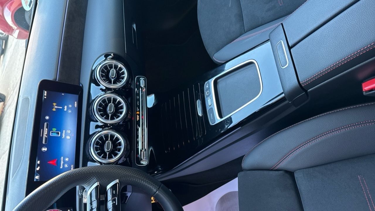 mercedes-clase-a-a-180-d-imagen-22