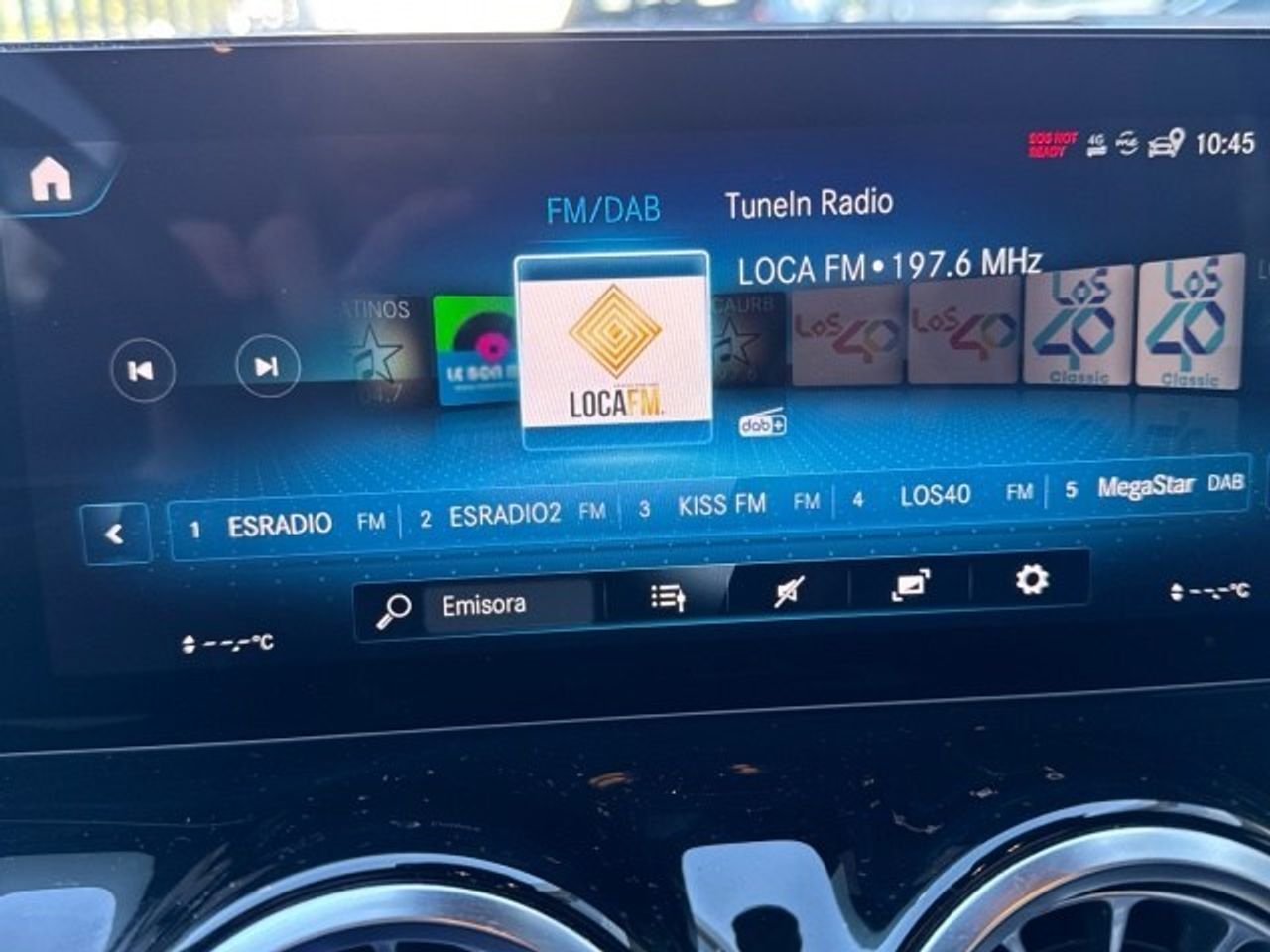 mercedes-eqa-250+-+-amg-line-imagen-18