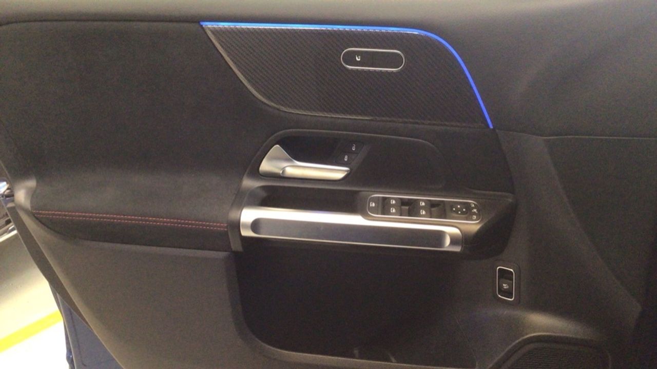 mercedes-glb-glb-200-imagen-22