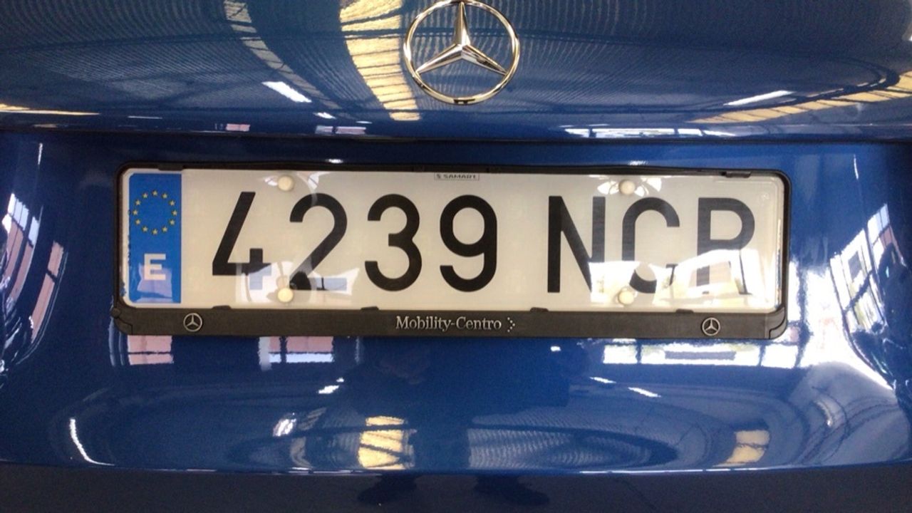 mercedes-glb-glb-200-imagen-25