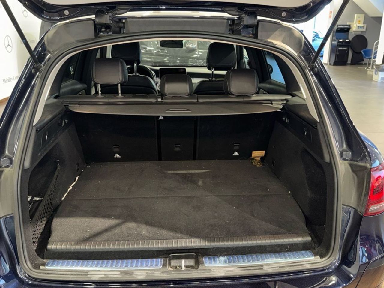 mercedes-glc-glc-300-e-4matic-imagen-12