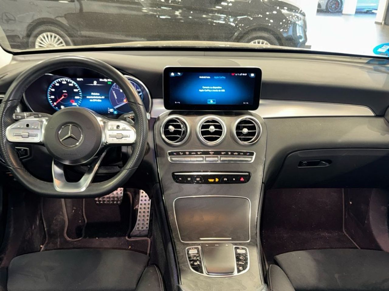 mercedes-glc-glc-300-e-4matic-imagen-7