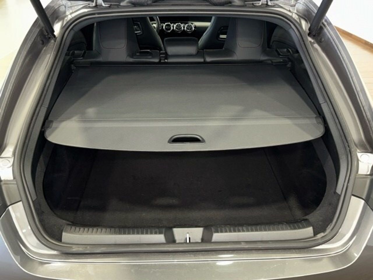 mercedes-cla-cla-200-shooting-brake-imagen-12