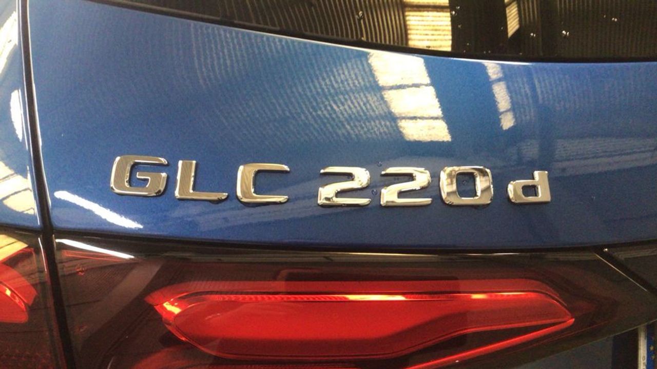 mercedes-glc-glc-220-d-4matic-imagen-11