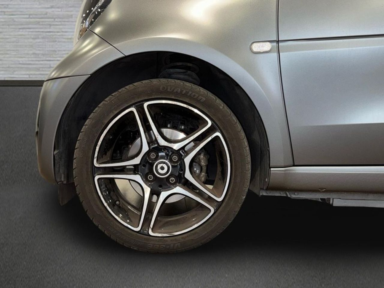 smart-fortwo-60kw81cv-eq-coupe-imagen-4