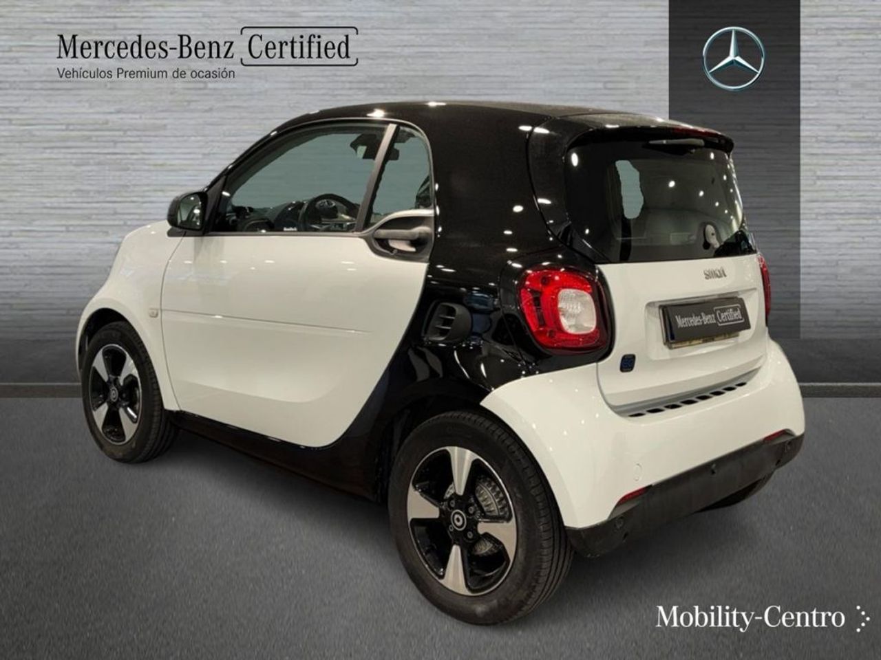 smart-fortwo-60kw81cv-eq-coupe-imagen-3