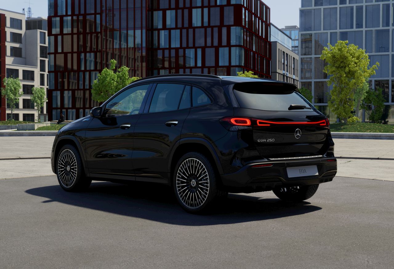 mercedes-eqa-250-amg-line-imagen-6