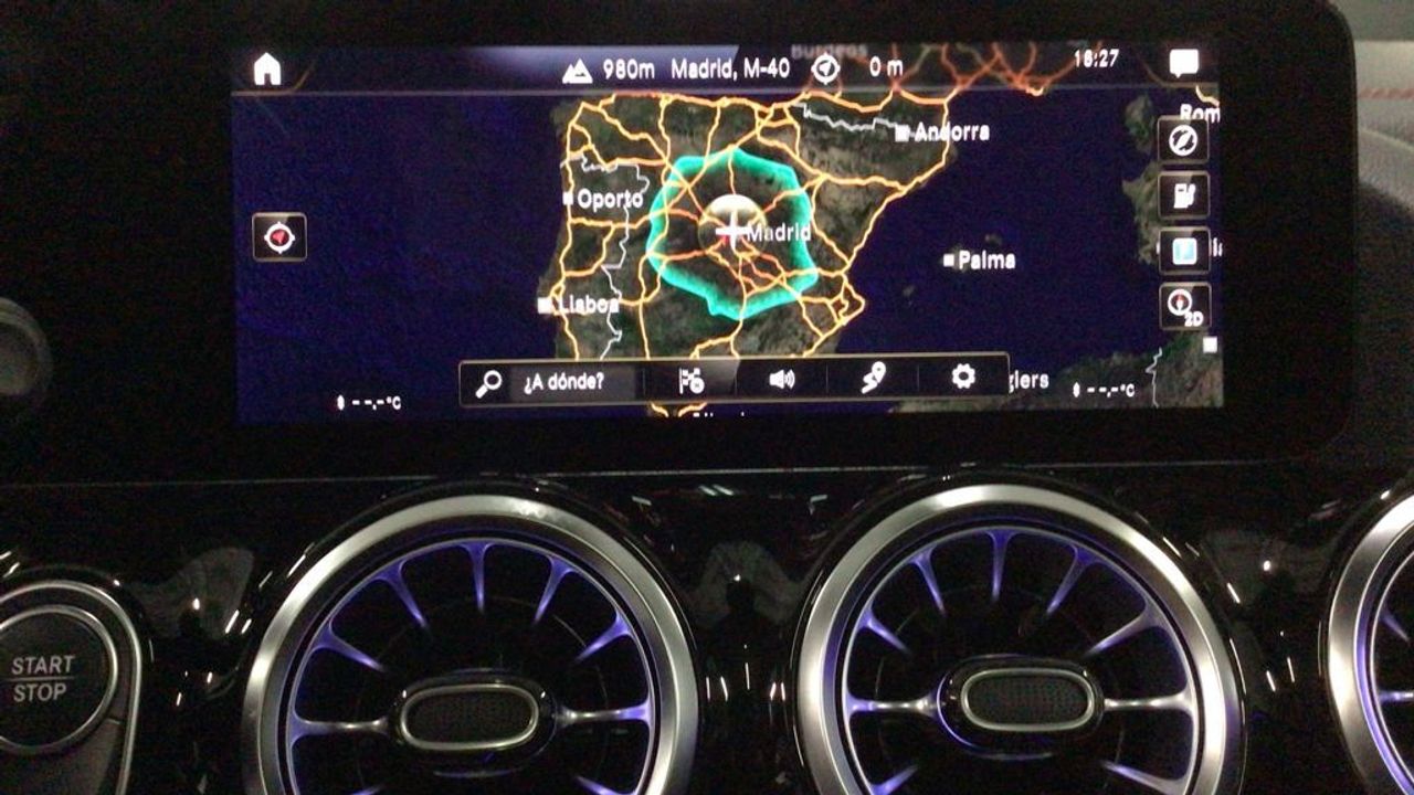 mercedes-eqa-250-amg-line-imagen-18