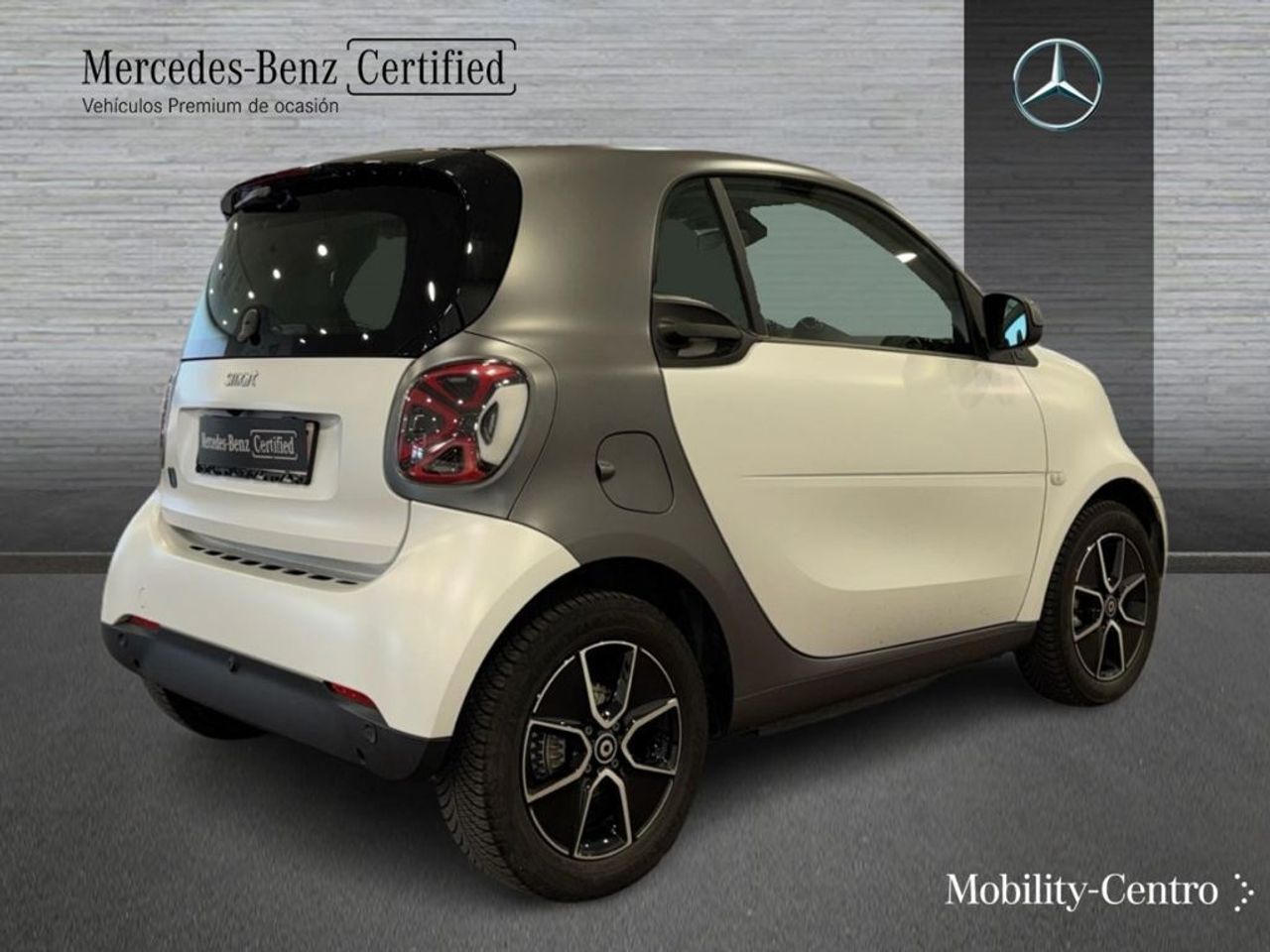 smart-fortwo-60kw81cv-eq-coupe-imagen-1