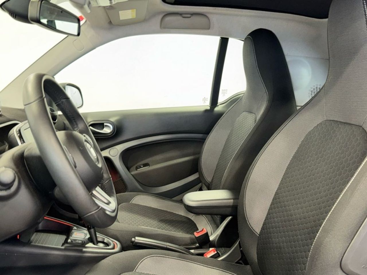 smart-fortwo-60kw81cv-eq-coupe-imagen-6