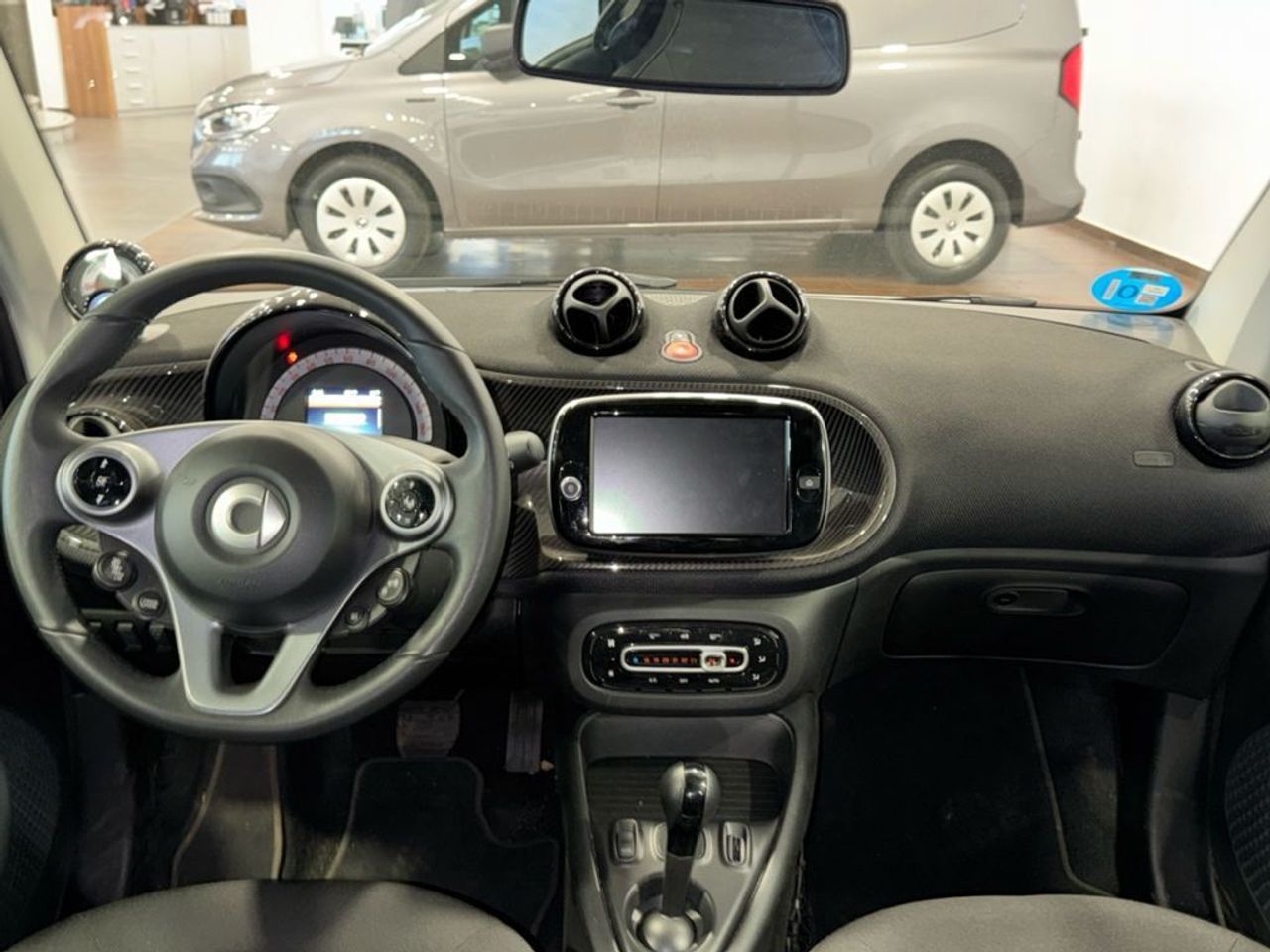 smart-fortwo-60kw81cv-eq-coupe-imagen-7