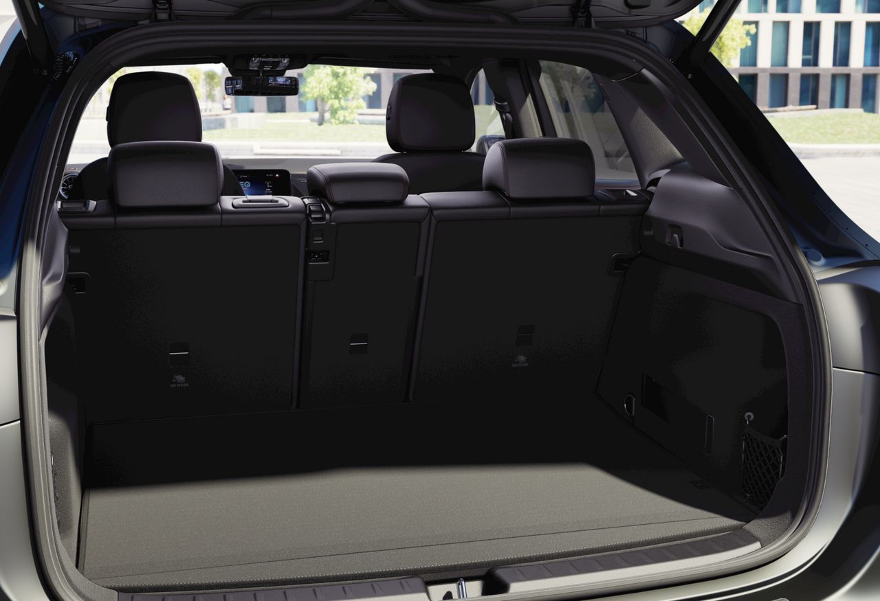 mercedes-eqa-250-amg-line-imagen-12