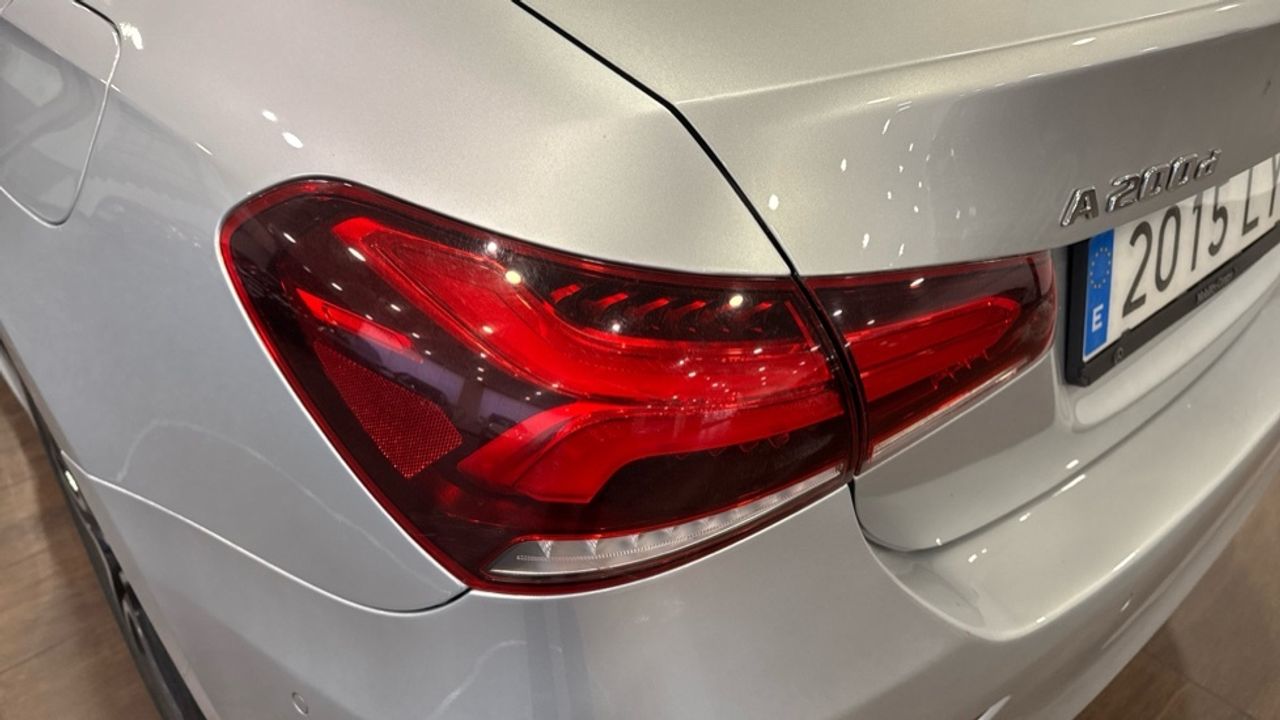 mercedes-clase-a-a-200-d-sedan-imagen-21