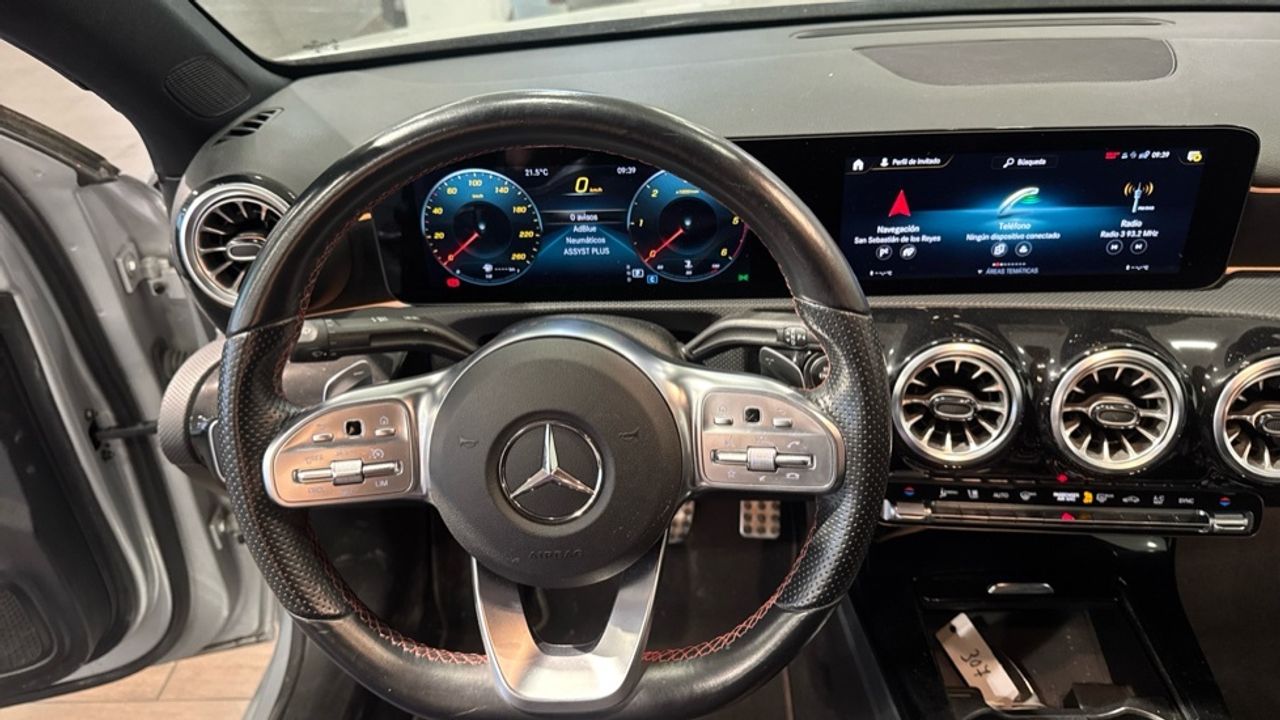 mercedes-clase-a-a-200-d-sedan-imagen-8