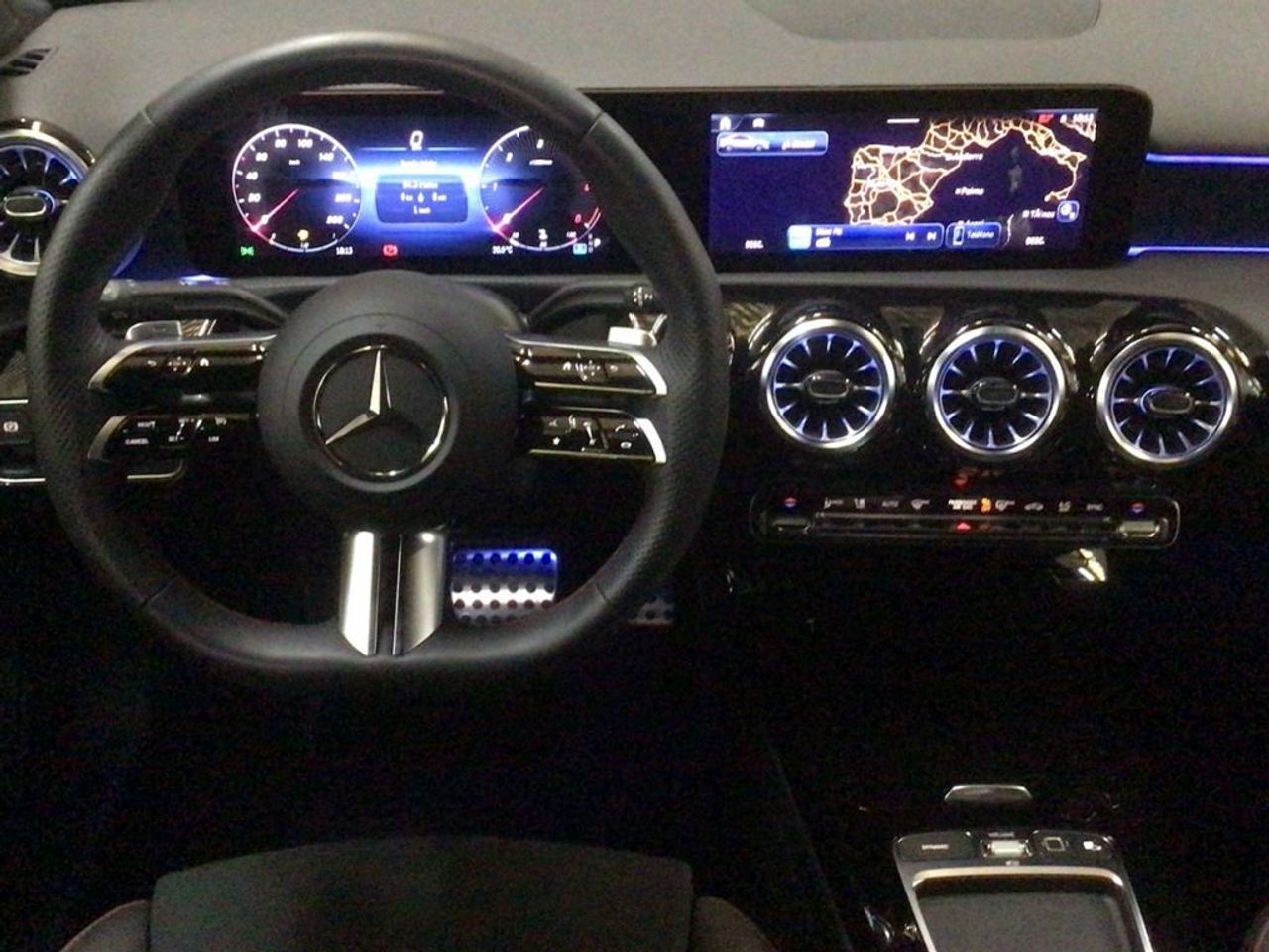 mercedes-clase-a-a-180-d-imagen-8