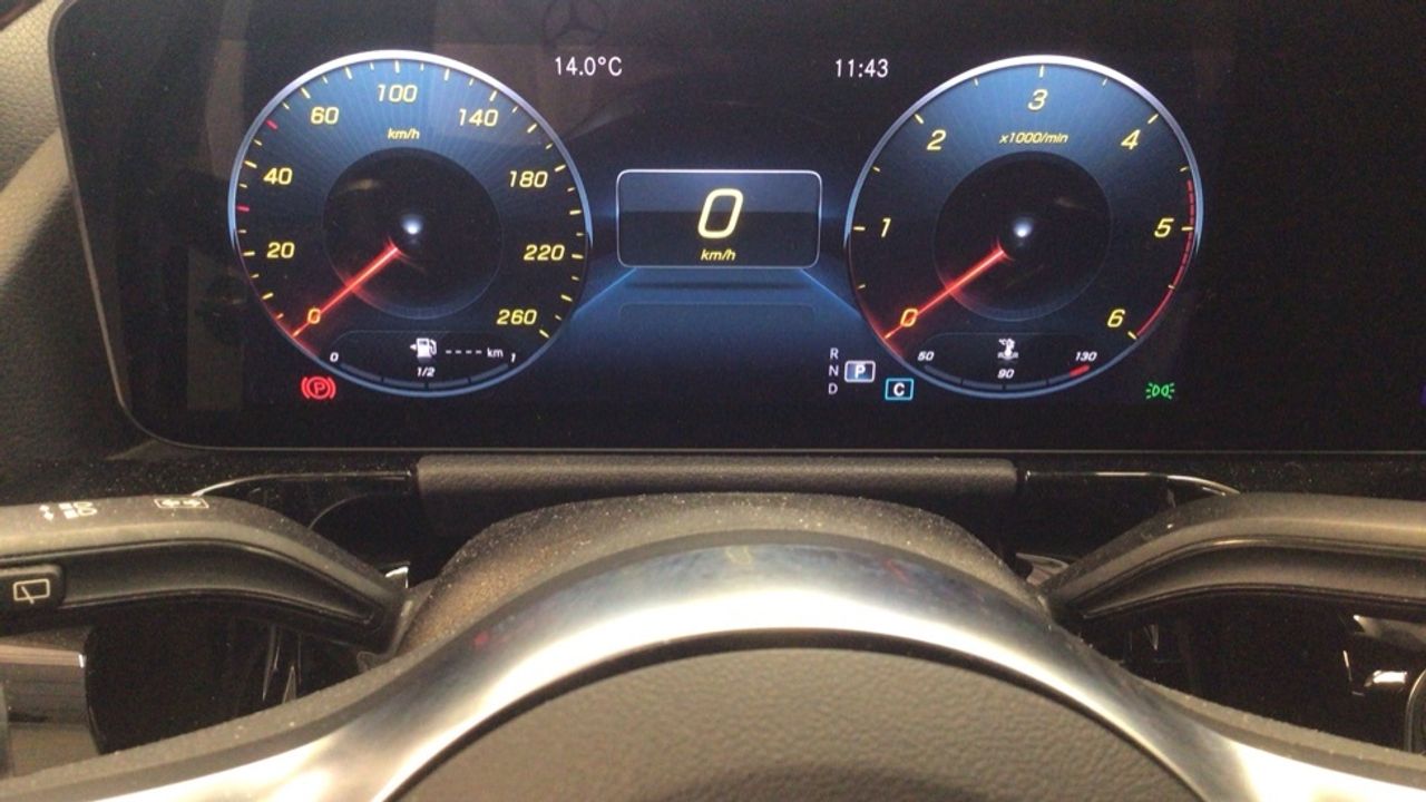 mercedes-gla-gla-200-d-imagen-17