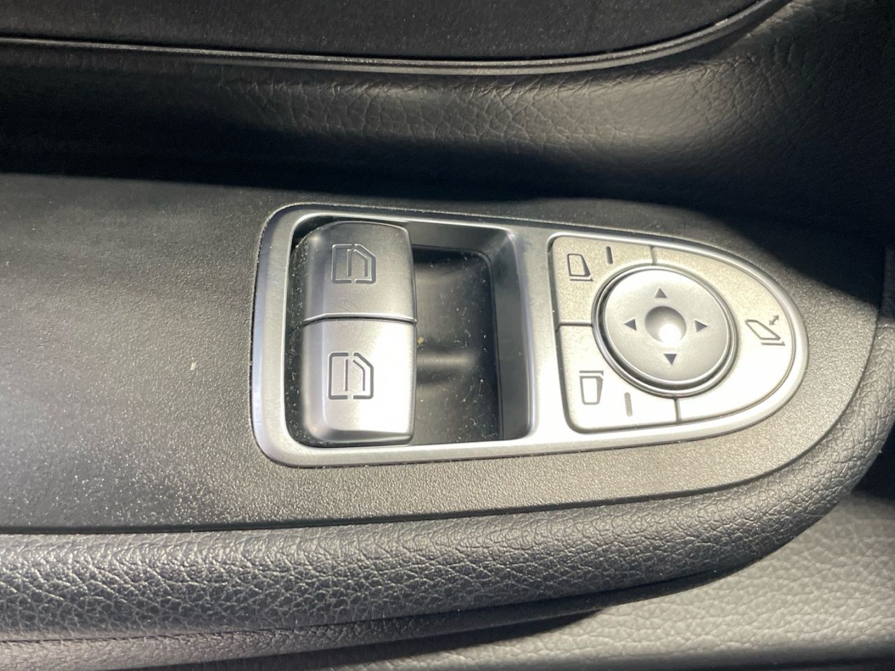mercedes-clase-v-250d-largo-imagen-10