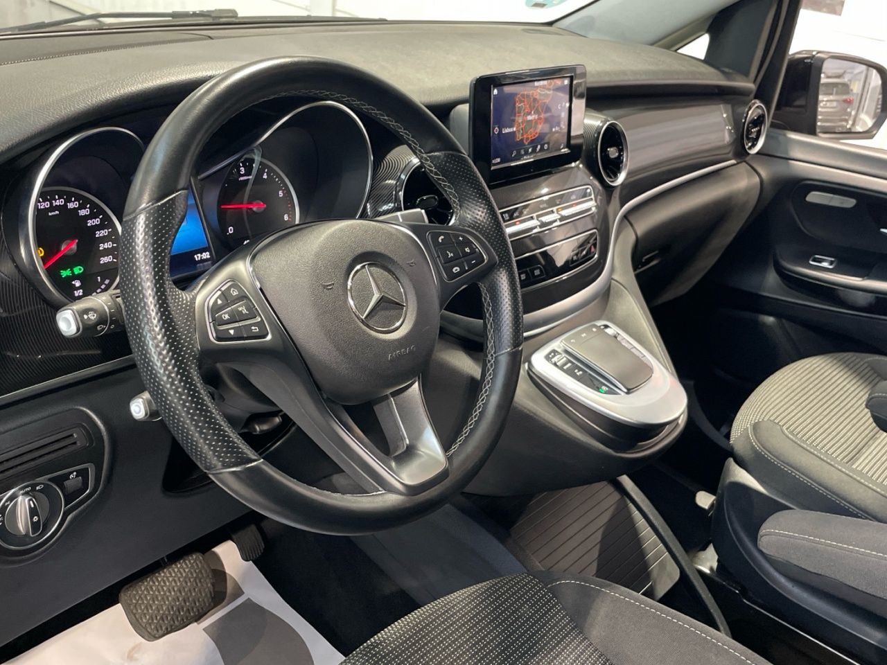 mercedes-clase-v-250d-largo-imagen-5