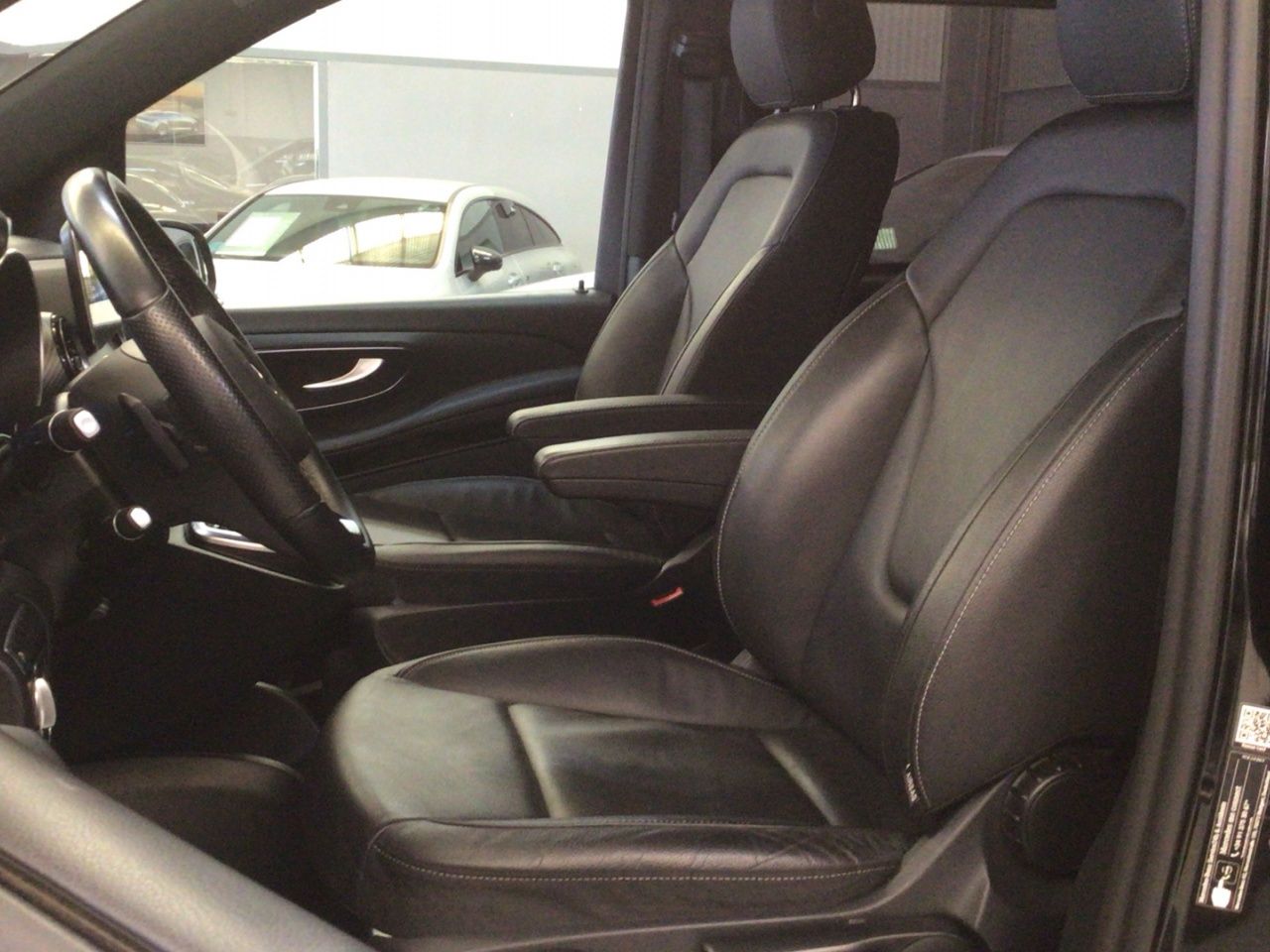 mercedes-clase-v-250-d-avantgarde-largo-imagen-6