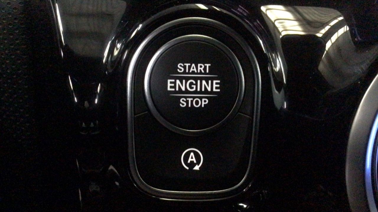 mercedes-clase-a-a-180-d-imagen-20