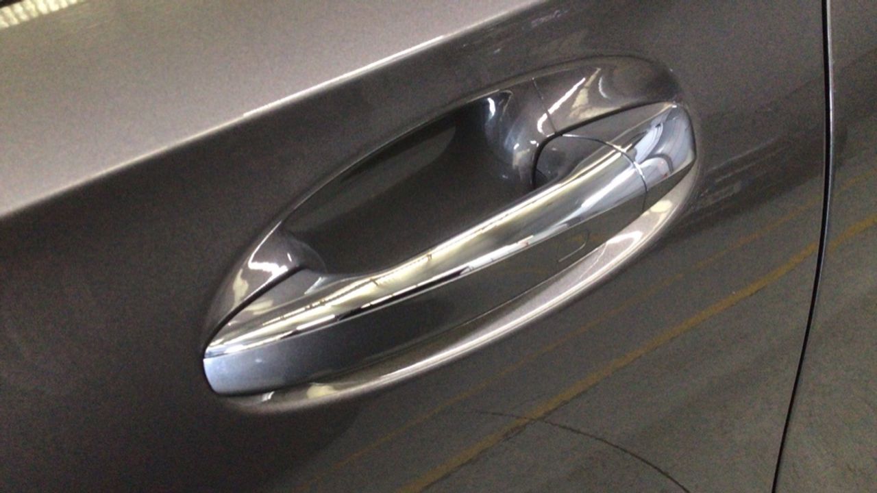 mercedes-clase-a-a-180-d-imagen-16