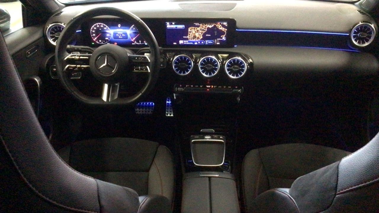 mercedes-clase-a-a-180-d-imagen-7