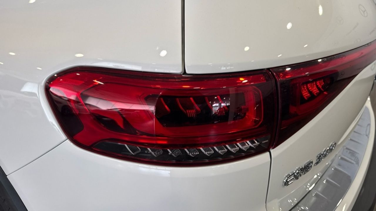 mercedes-eqb-eqb-300-4matic-imagen-22